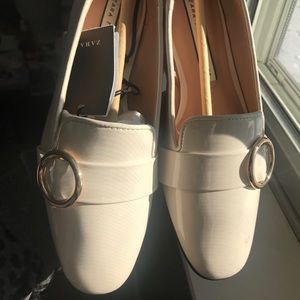 Zara shoes. Flats size 5 (35 EU)